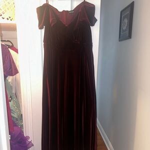 Burgundy Xscape velvet aline dress in size 20w